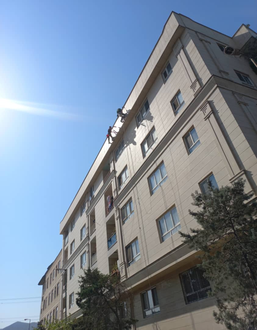 پیچ رولپلاک نما ساختمان